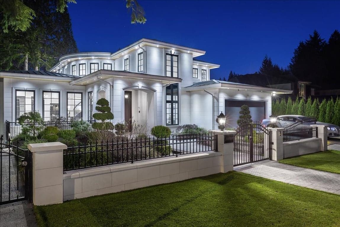 A MAGNIFICENT NEWLY COMPLETED GATED ESTATE RESIDENCE IN NORTH VANCOUVER'S MOST SOUGHT AFTER EDGEMONT VILLAGE'