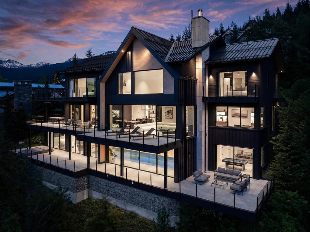 EXPERIENCE THIS SENSATIONAL MODERN CHALET IN WHISTLER'S EXCLUSIVE SUNRIDGE PLATEAU