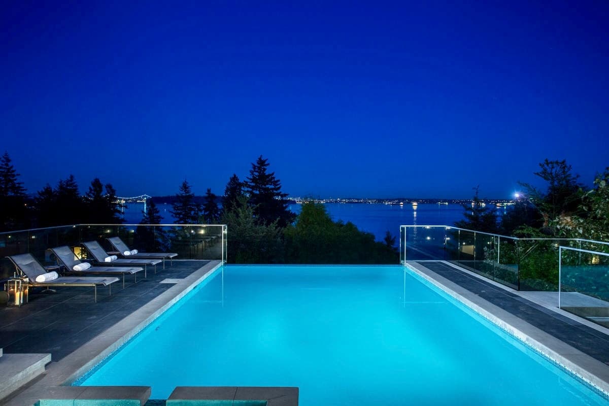 SENSATIONAL NEW CONTEMPORARY HOME WITH SPECTACULAR OCEAN VIEWS