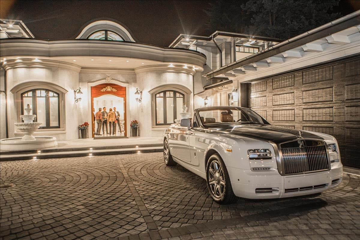 EXCLUSIVE EVENT WITH ROLLS ROYCE AT A MAGNIFICENT EUROPEAN INSPIRED BEVERLY HILL MANSION PREVIEW