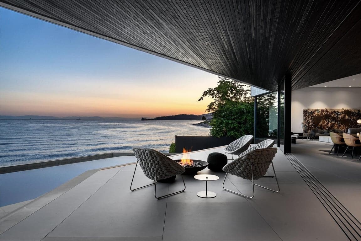 A MCLEOD BOVELL WATERFRONT MASTERPIECE ON WEST VANCOUVER'S 2600 BLOCK OF BELLEVUE AVENUE