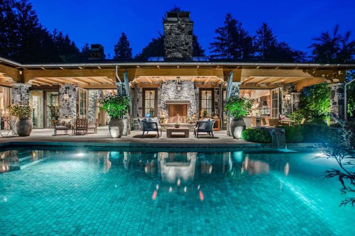 MAGNIFICENT 'BEVERLY HILLS' STYLE PRIVATE ESTATE IN VANCOUVER'S MOST EXCLUSIVE LOCATION