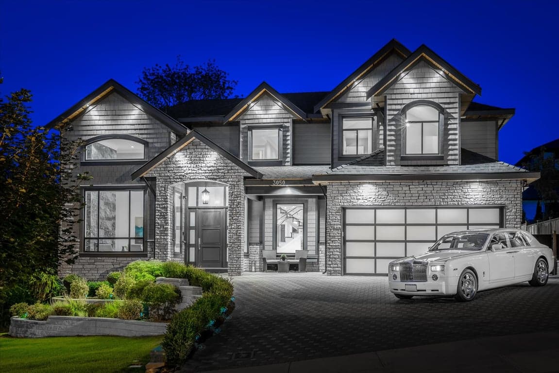 A MAGNIFICENT NEW LUXURY RESIDENCE IN SOUTH SURREY'S MOST EXCLUSIVE APRIL CREEK ENCLAVE