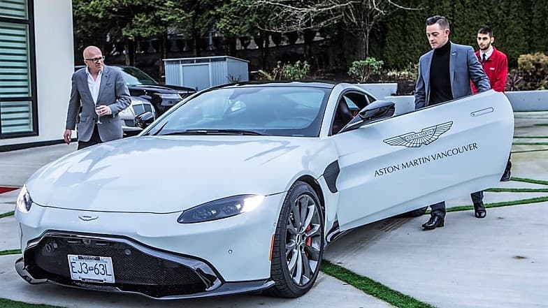EXCLUSIVE CHAMPAGNE EVENT AT A MAGNIFICENT ESTATE RESUDENCE WITH BENTLEY & ASTON MARTIN VANCOUVER & SHOWCASE PIANOS