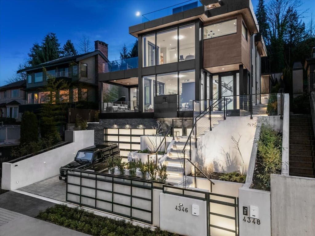 A SENSATIONAL MODERN OCEAN VIEW HOME IN VANCOUVER'S MOST EXCLUSIVE POINT GREY NEIGHBORHOOD STEPS TO LOCARNO BEACH ..