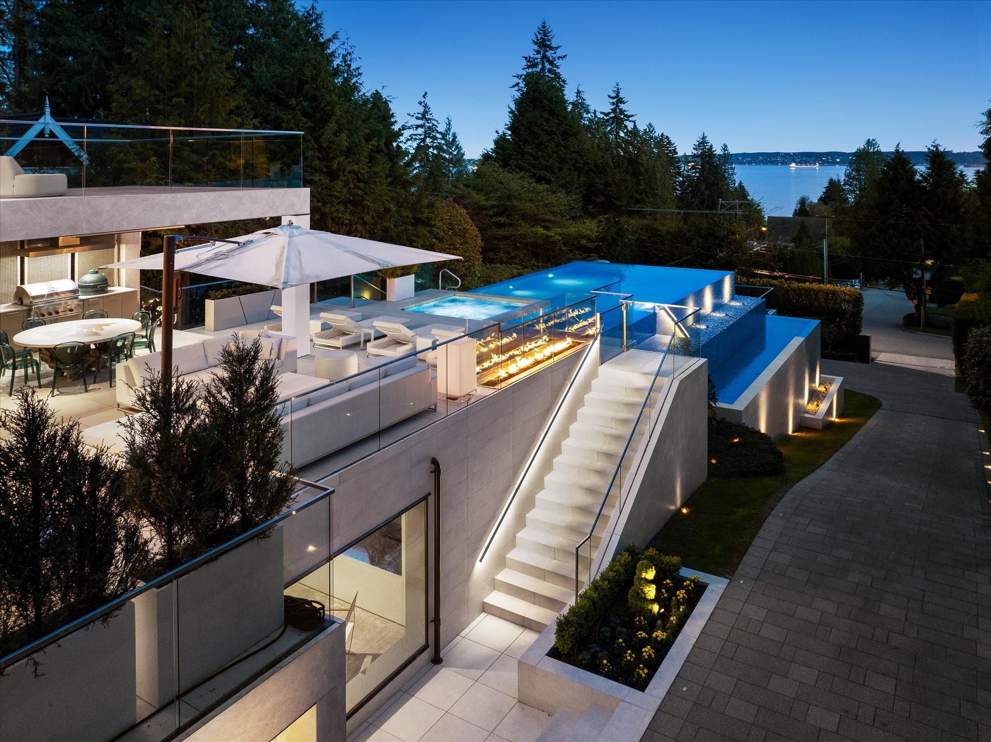 A MEDITERANEAN INSPIRED LUXURY ESTATE IN WEST VANCOUVER'S COVETED ALTAMONT ENCLAVE