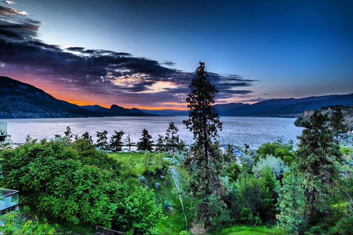 593 & 595 Vancouver, Avenue , Penticton, Bc Malcolm Hasman